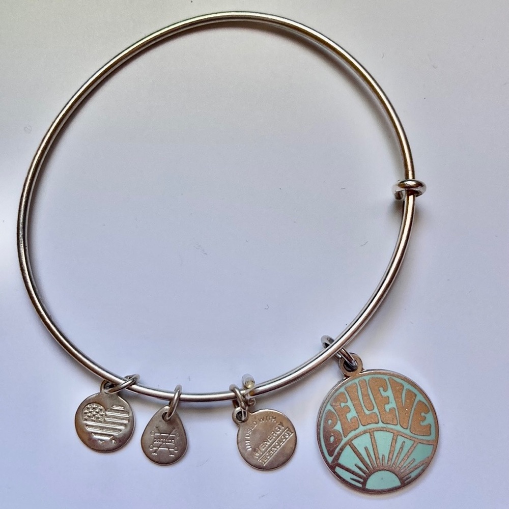 𝅺Alex and Ani  Believe Bracelet